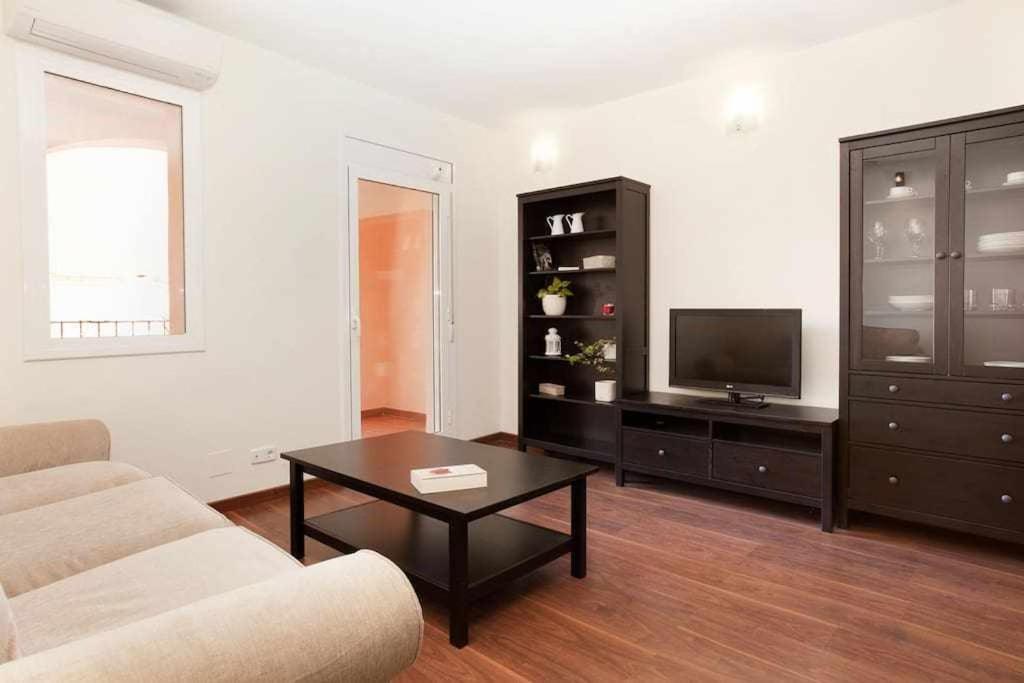 Apart Centrico Con Terraza En Gracia برشلونة المظهر الخارجي الصورة